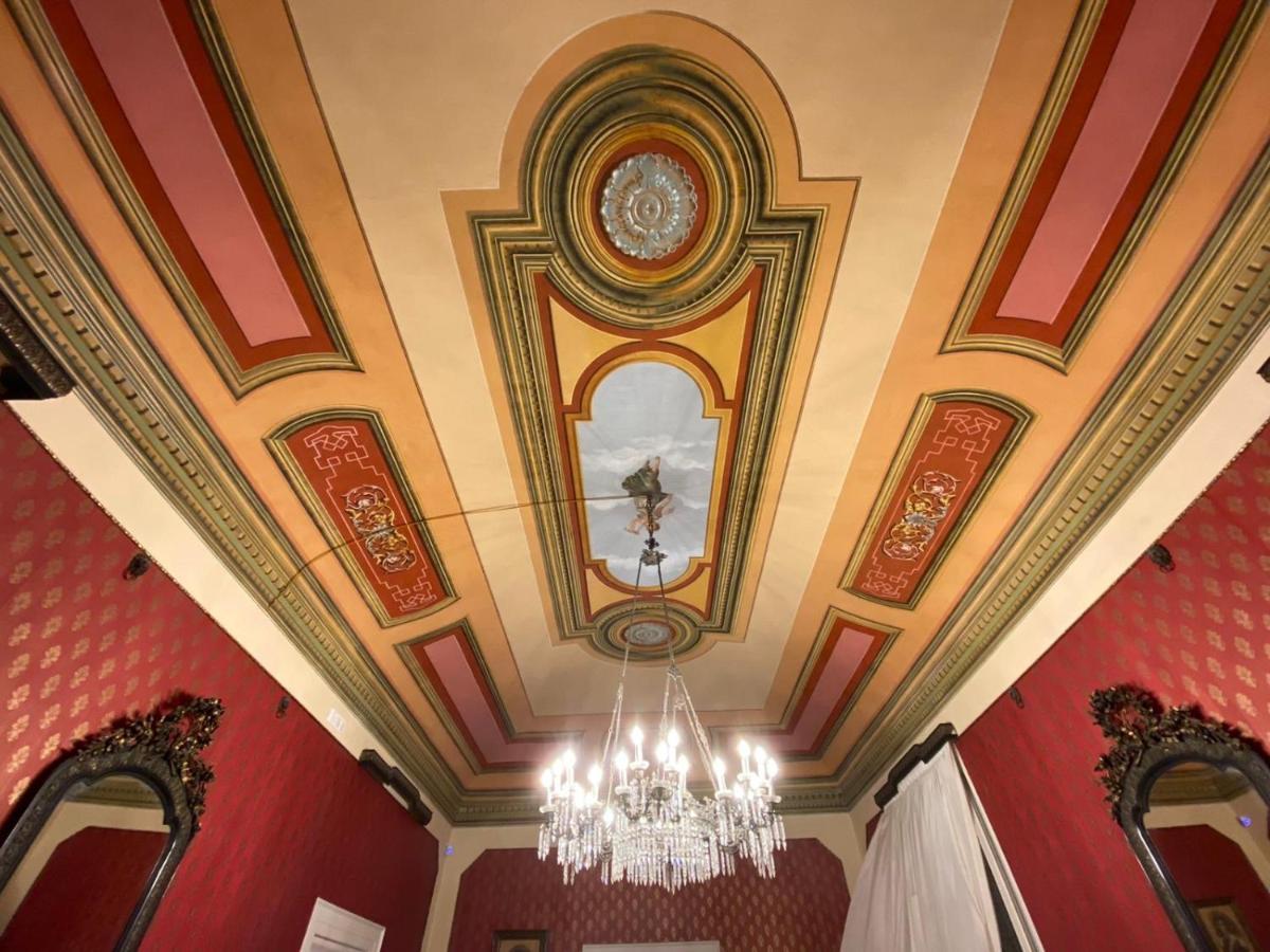Bed and Breakfast Palazzo Introna Мола-ди-Бари Экстерьер фото